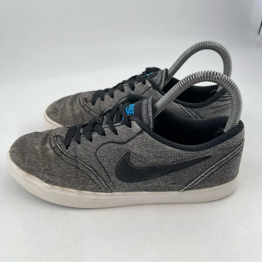 Nike Unisex Kids SB Black White Check Canvas Shoe Lace Up Sneaker - Size 5.5 Y